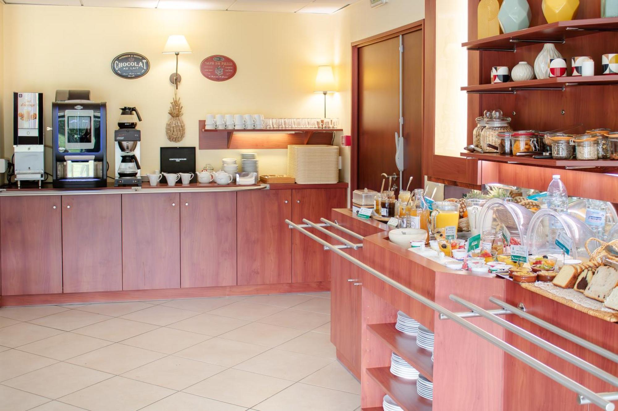 Brit Hotel Châteaudun מראה חיצוני תמונה