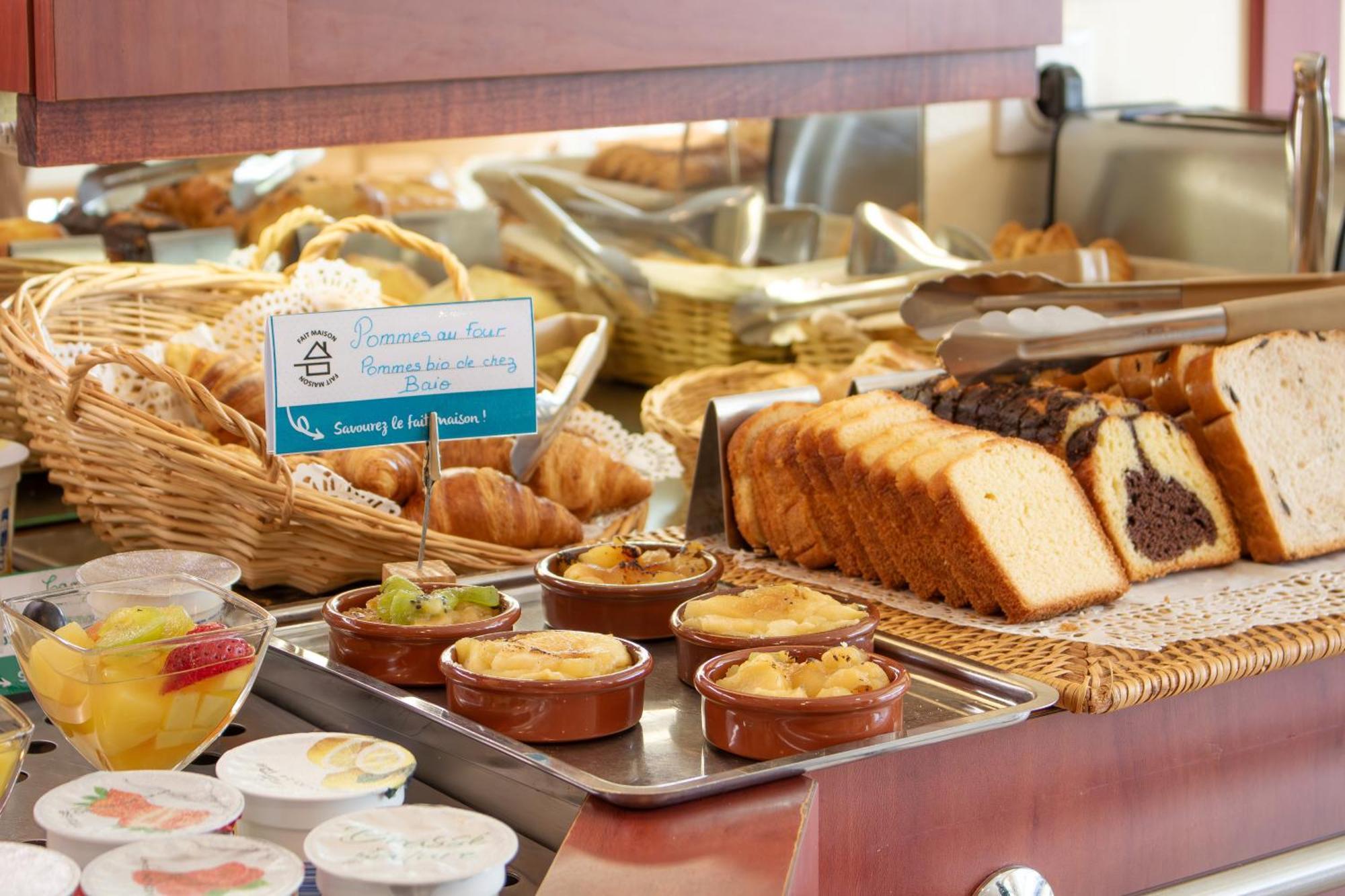 Brit Hotel Châteaudun מראה חיצוני תמונה
